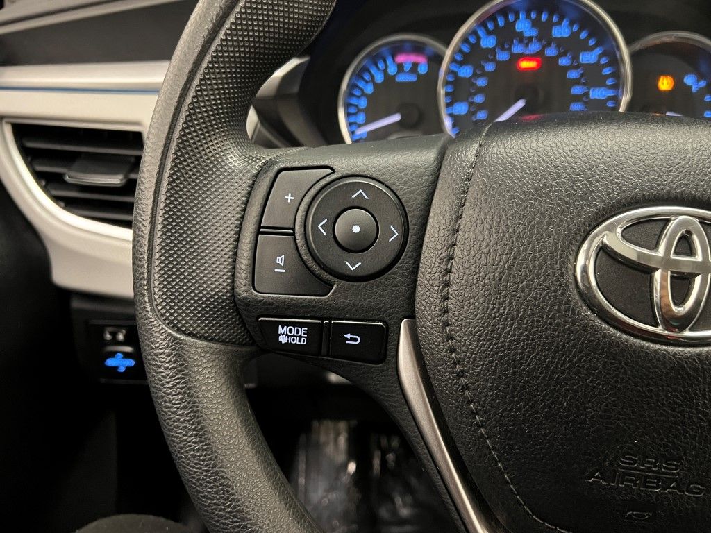 Thumbnail: 2014 Toyota Corolla - 29