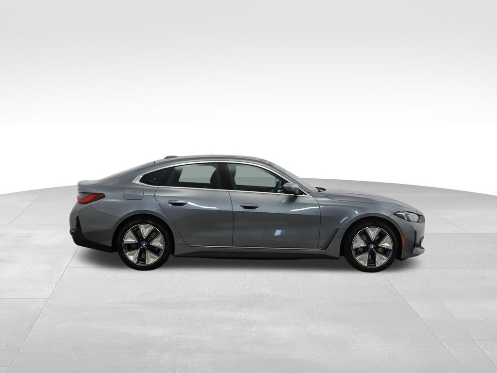 2025 BMW i4 xDrive40 6