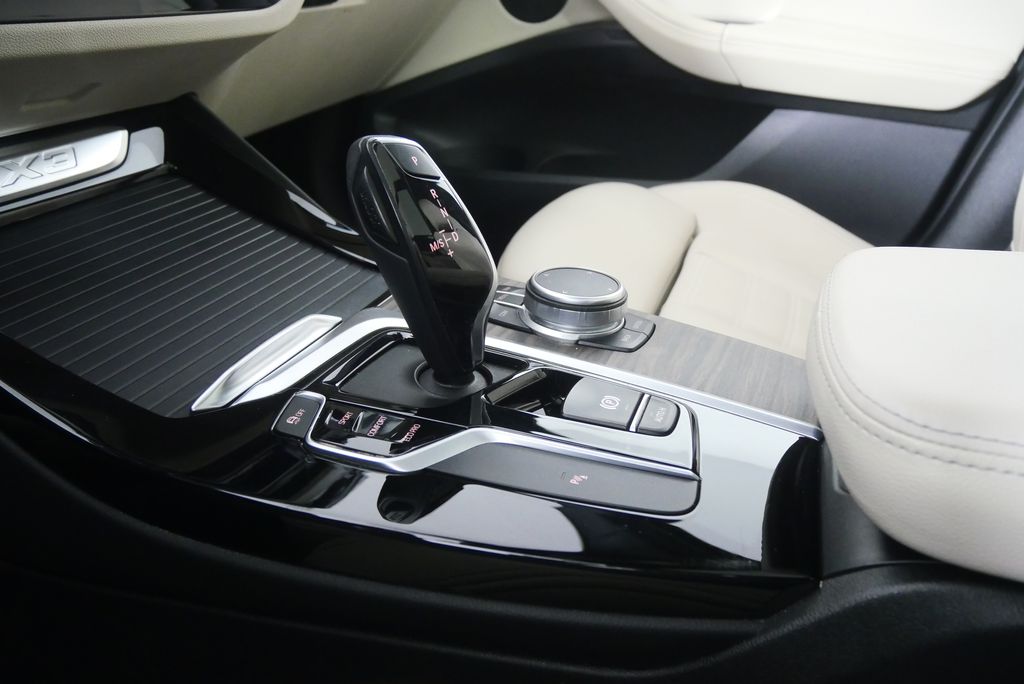 Thumbnail: 2020 BMW X3 - 27