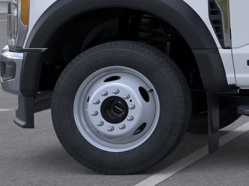 2026 Ford F-550 Chassis LARIAT