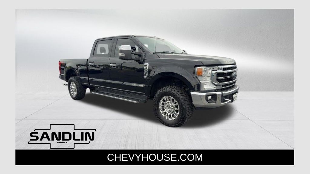 Black Metallic 2022 Ford F-350 Super Duty Lariat Crew Cab 4WD Pickup Truck Four-Wheel Drive Automatic