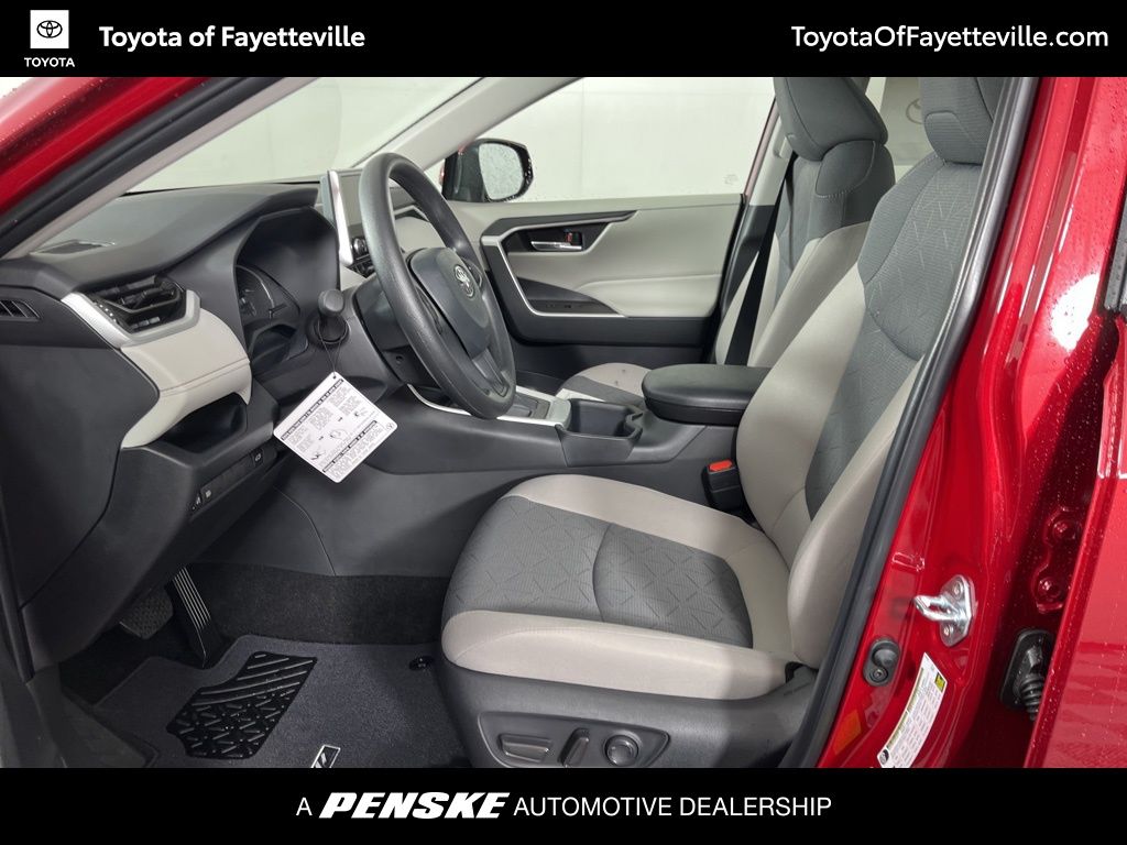 Thumbnail: 2025 Toyota RAV4 - 23