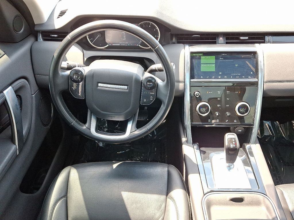 Thumbnail: 2020 Land Rover Discovery Sport - 12