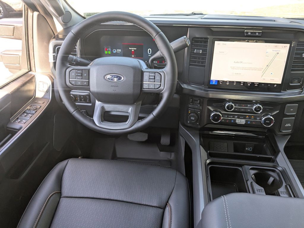 2026 Ford F-350 Super Duty Lariat