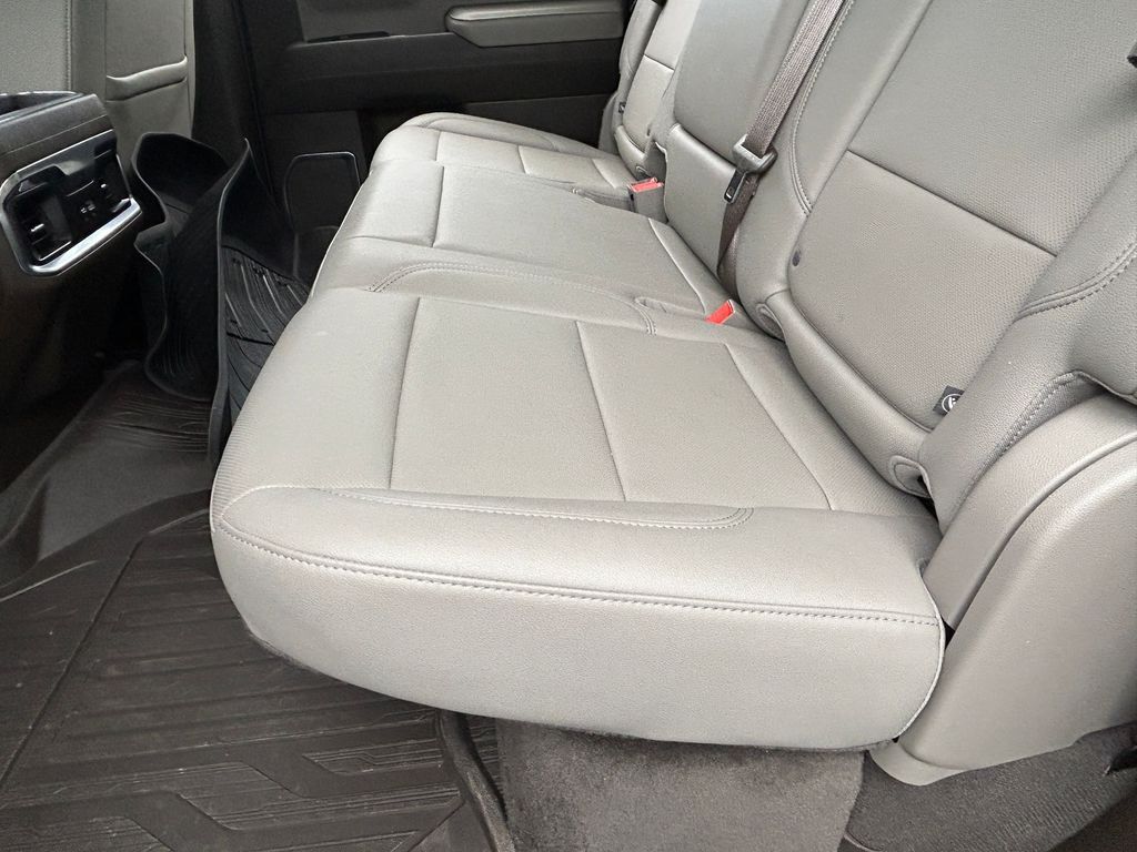 Used 2022 Onyx Black GMC SLT image 33