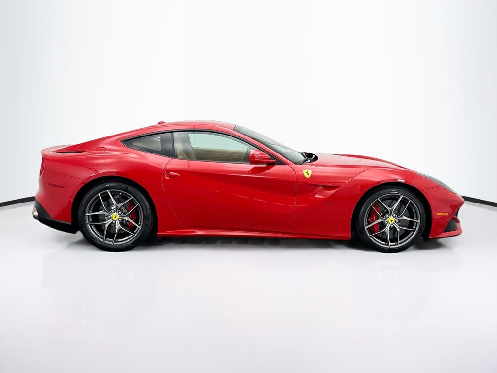 Thumbnail: 2014 Ferrari F12 - 4