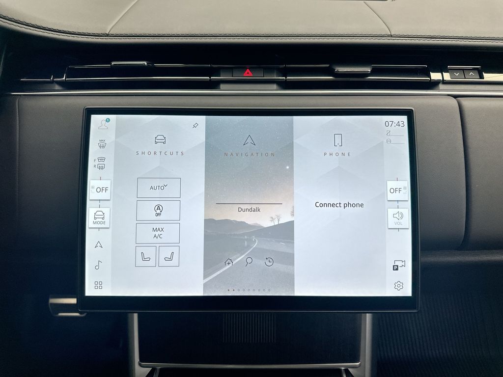 Thumbnail: 2025 Land Rover Range Rover - 14