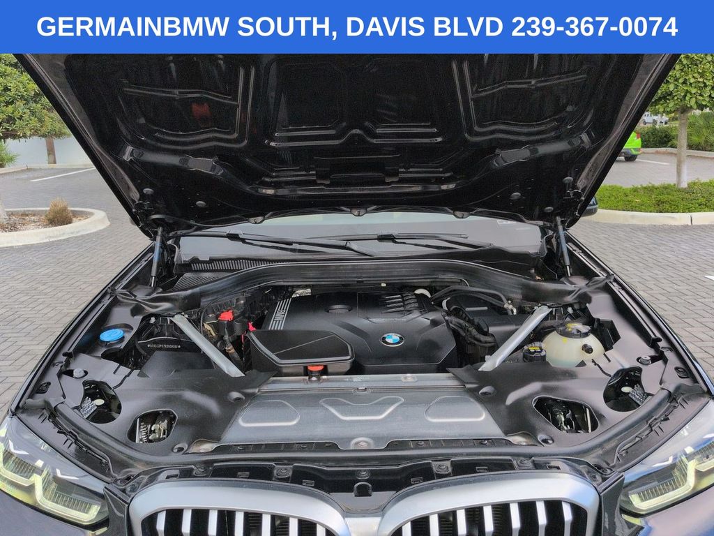 Certified Used 2022 Black BMW xDrive30i image 14