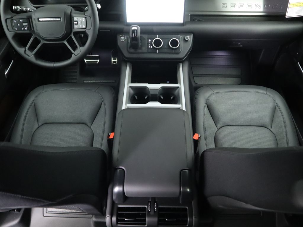 Thumbnail: 2025 Land Rover Defender - 16