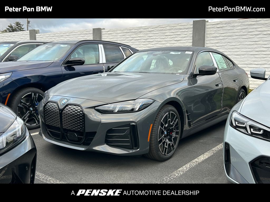 Thumbnail: 2025 BMW i4 - 1