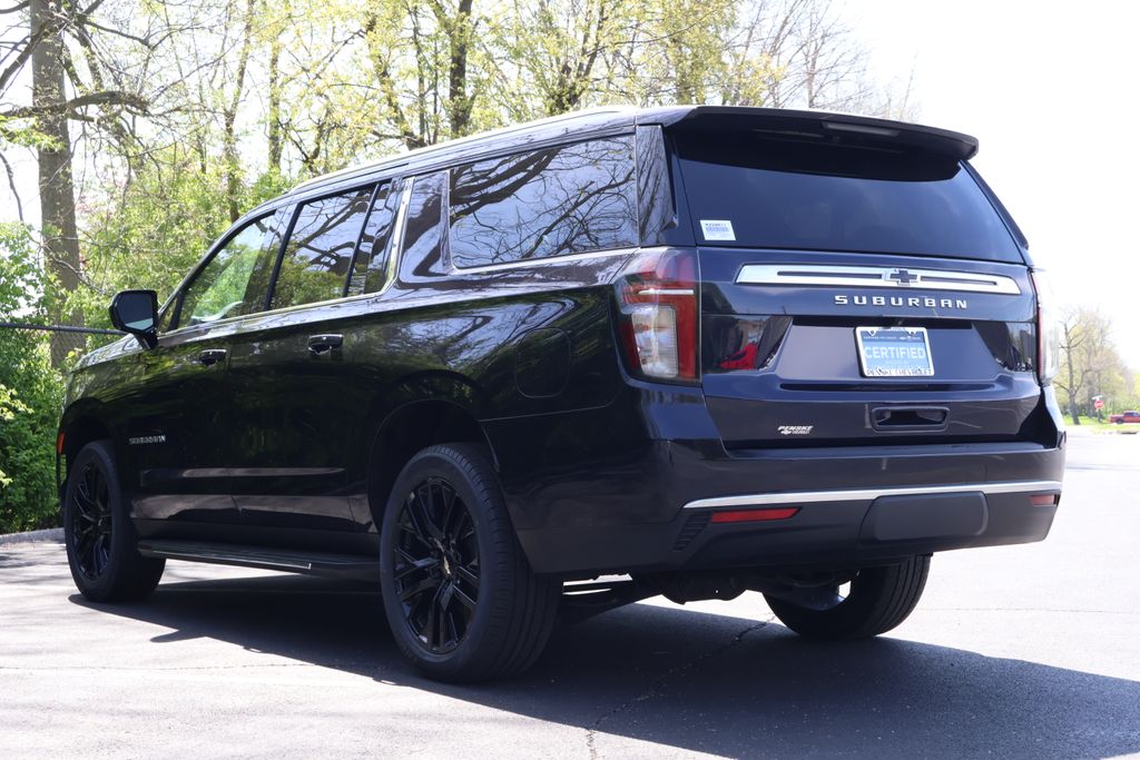 2021 Chevrolet Suburban LS 5