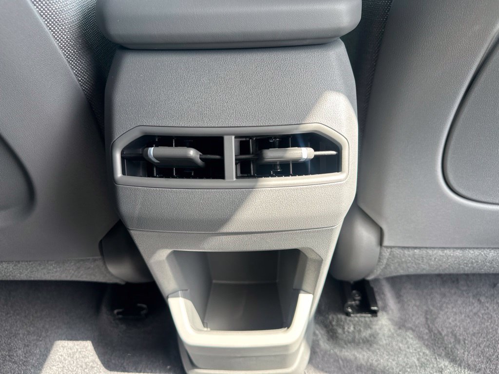 New 2027  Kia  image 19