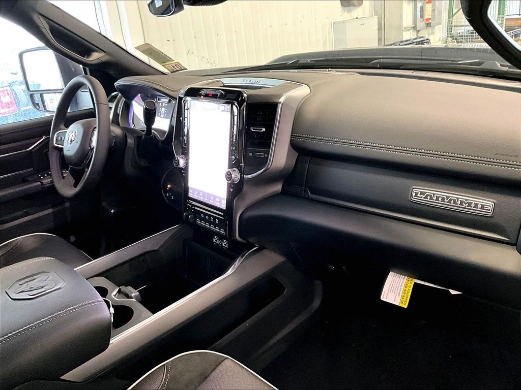 2026 Ram 2500 — photo 10
