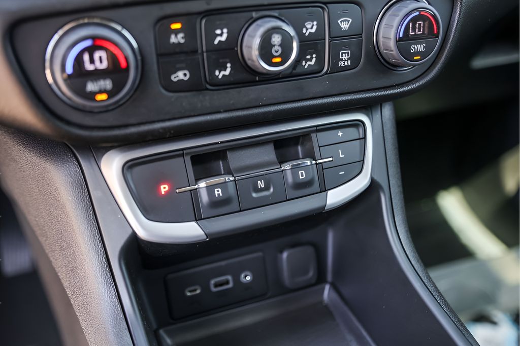 Used Car 2024 Gmc Terrain  Sle For Sale Under $25,000 In Austin, Texas