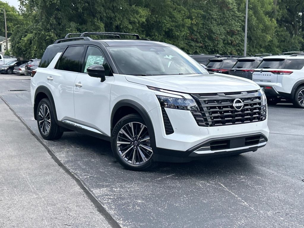 Everest White Pearl/Black 2026 Nissan Pathfinder SUV / Crossover All-Wheel Drive 9-Speed Automatic
