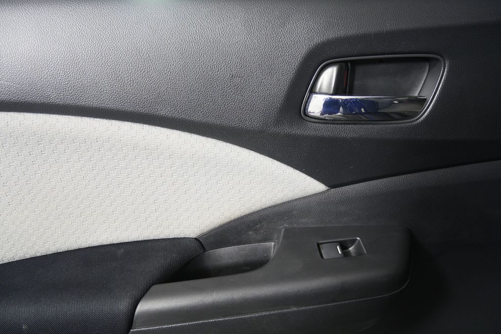 Thumbnail: 2015 Honda CR-V - 13