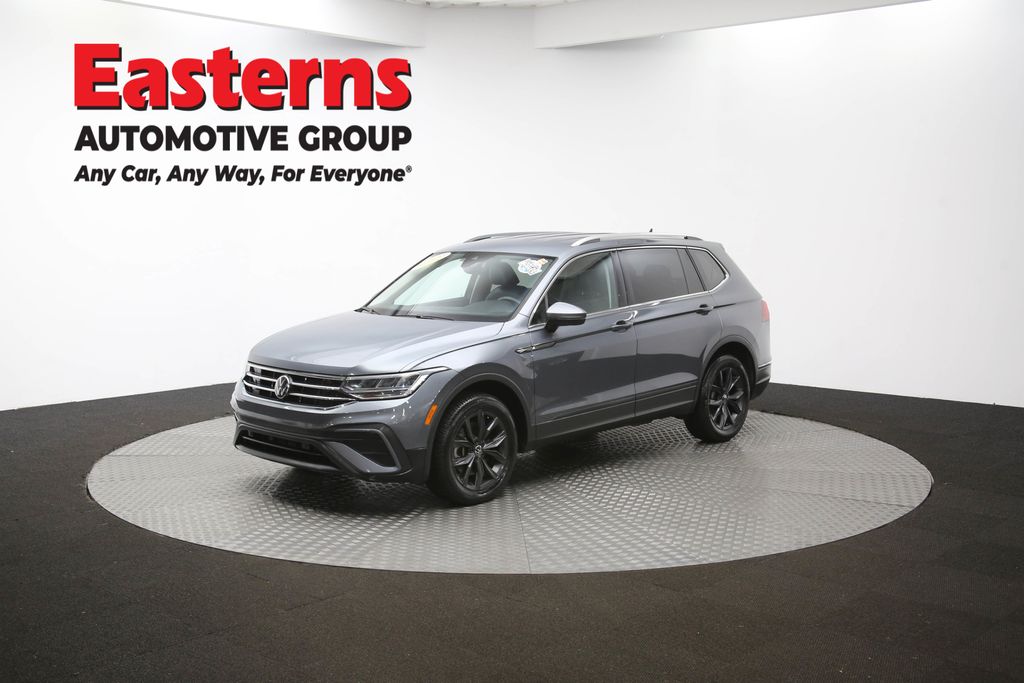 Used 2024 Gray Volkswagen 2.0T SE image 57