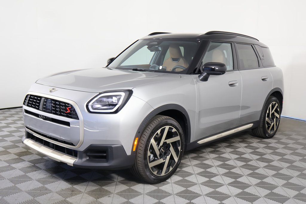 Thumbnail: 2027 MINI Cooper Countryman - 1