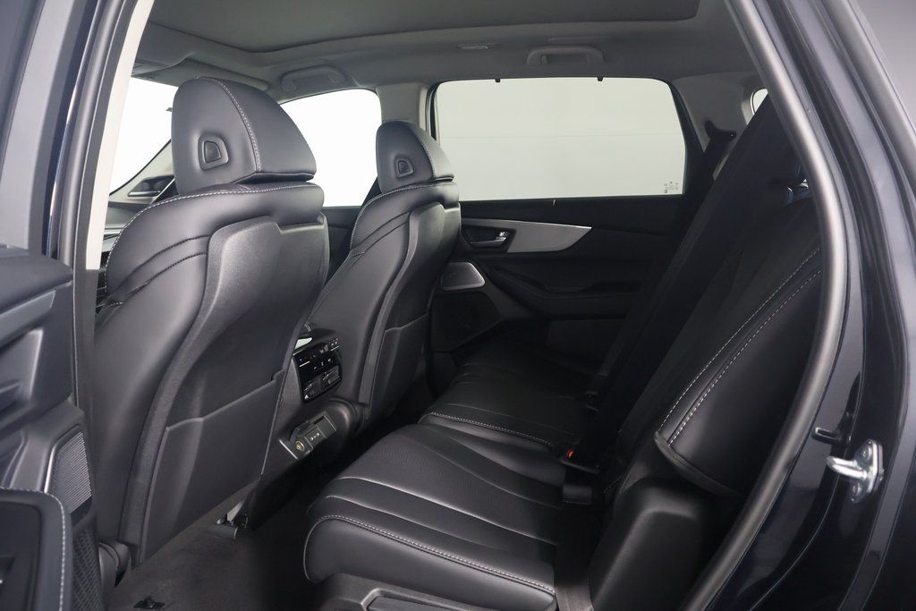 Thumbnail: 2026 Acura MDX - 6