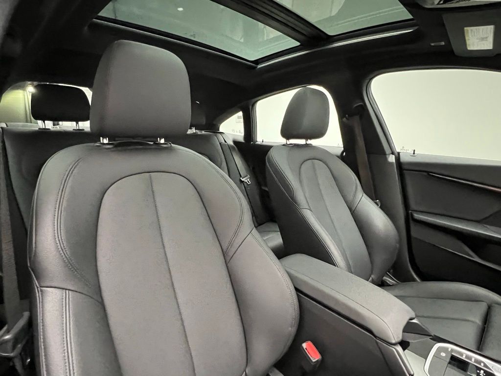 Thumbnail: 2021 BMW 2 Series - 7