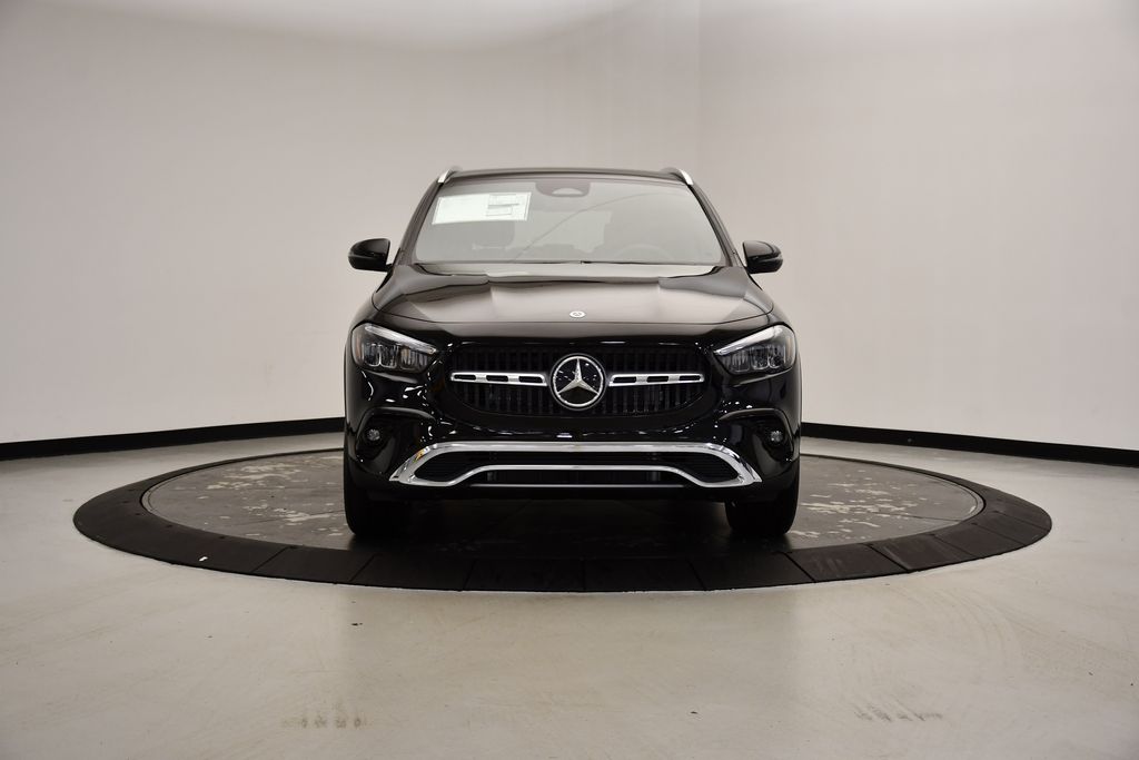 2025 Mercedes-Benz GLA 250 4MATIC 8