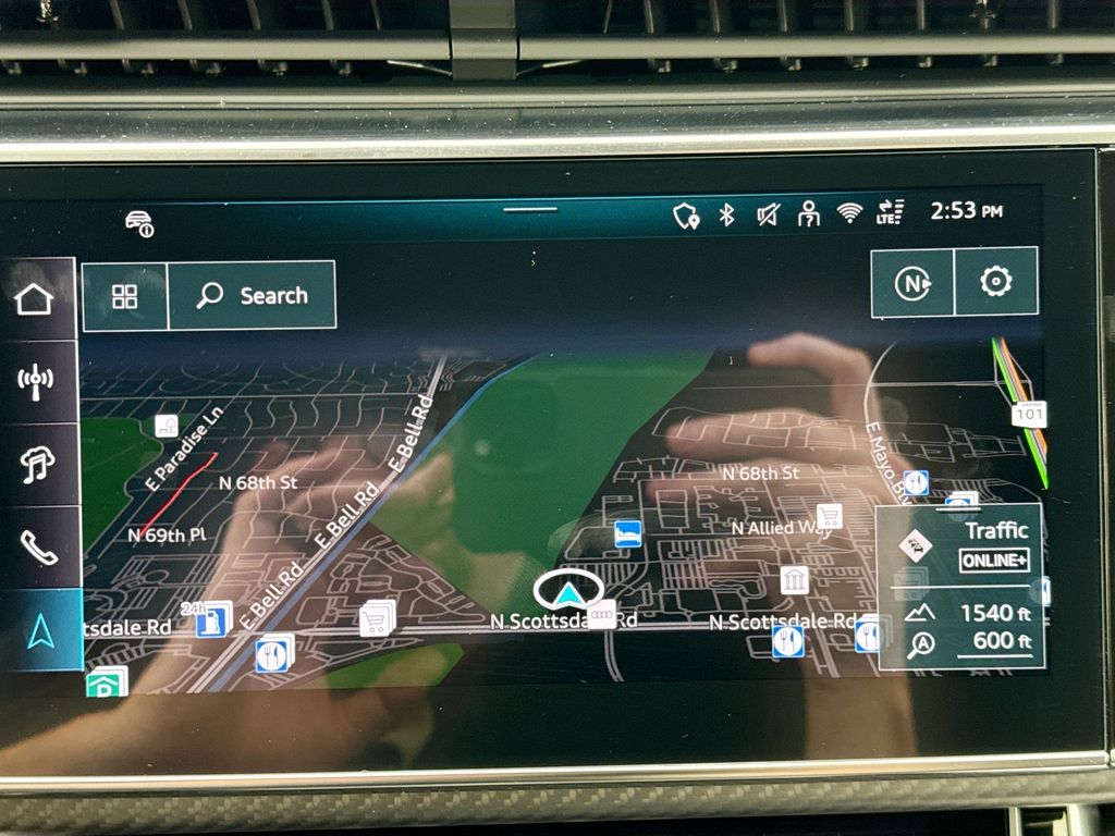 Thumbnail: 2026 Audi SQ7 - 14