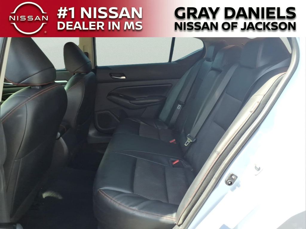 Used 2024 Nissan Altima Sedan