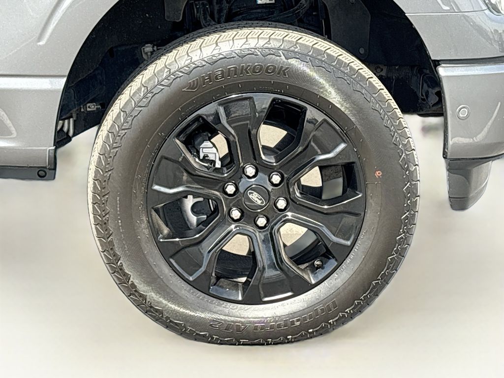 Thumbnail: 2023 Ford F-150 - 32