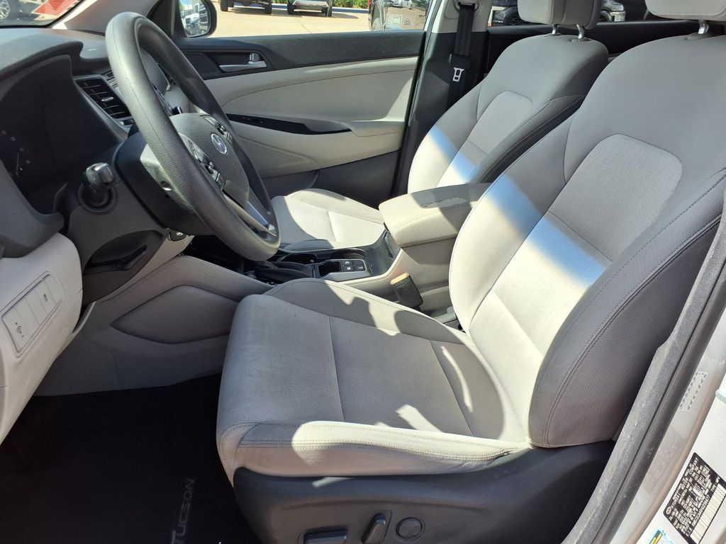 2017 Hyundai Tucson SE Silver at Baytown Hyundai