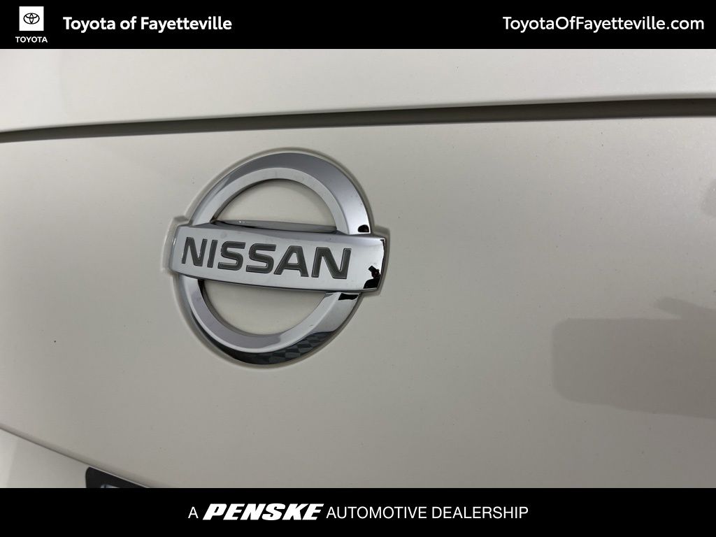 Thumbnail: 2010 Nissan Z - 14