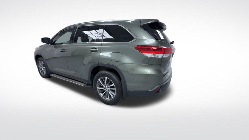 Used 2019 Toyota Highlander SUV