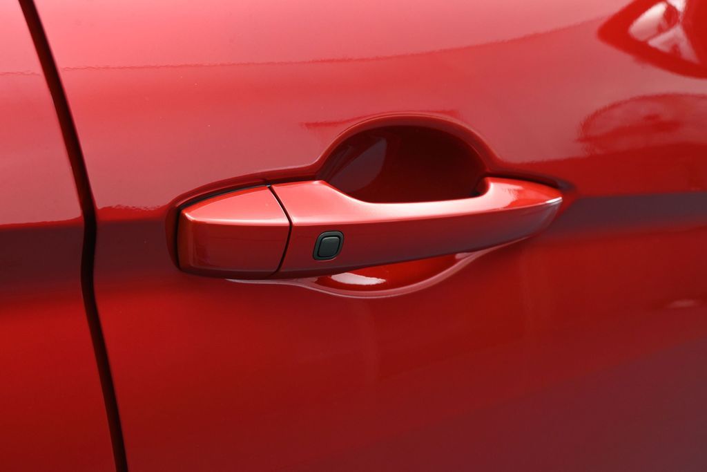 New 2026 Red Mitsubishi LE image 34