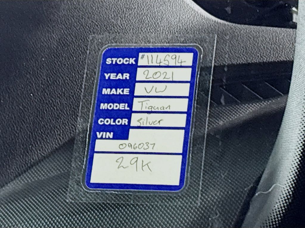 2021 Volkswagen Tiguan 2.0T SE R-Line Black