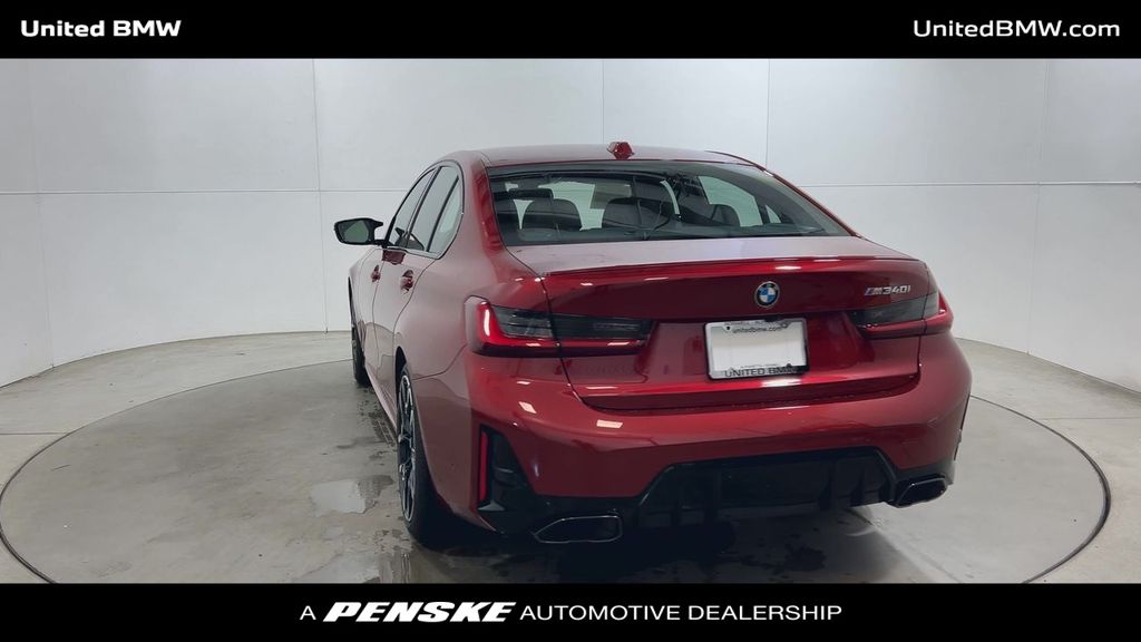 Thumbnail: 2025 BMW 3 Series - 7