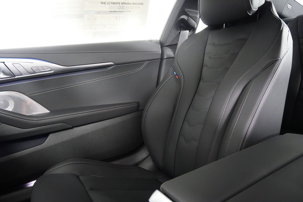 2026 BMW 8 Series M850i xDrive 22