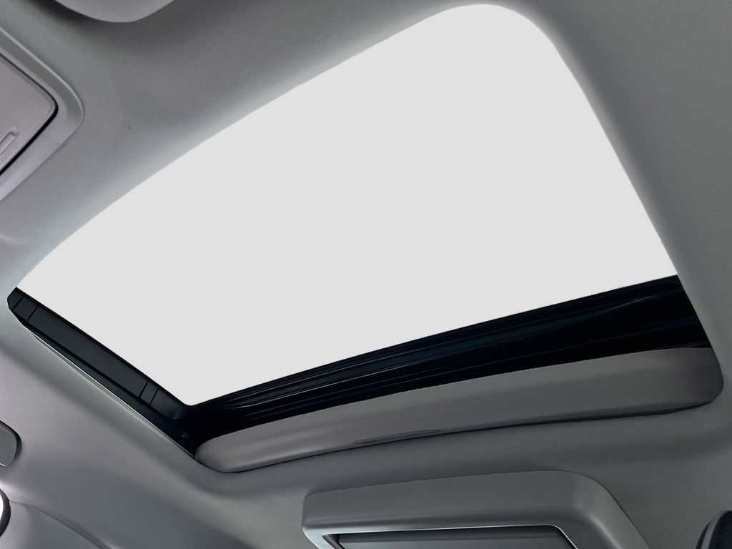 Used 2025 Gray Honda Touring image 23