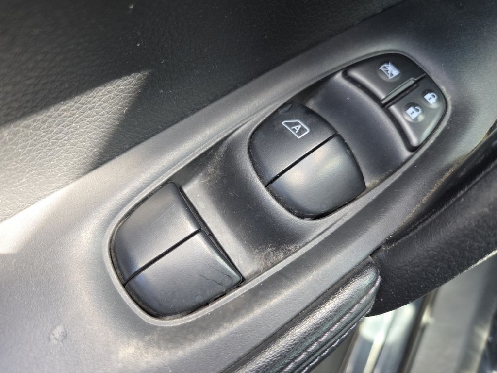 used 2018 Nissan Rogue car, priced at $12,397