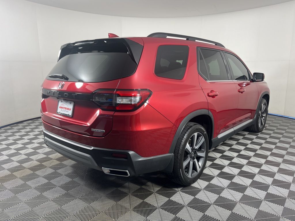 Thumbnail: 2023 Honda Pilot - 5