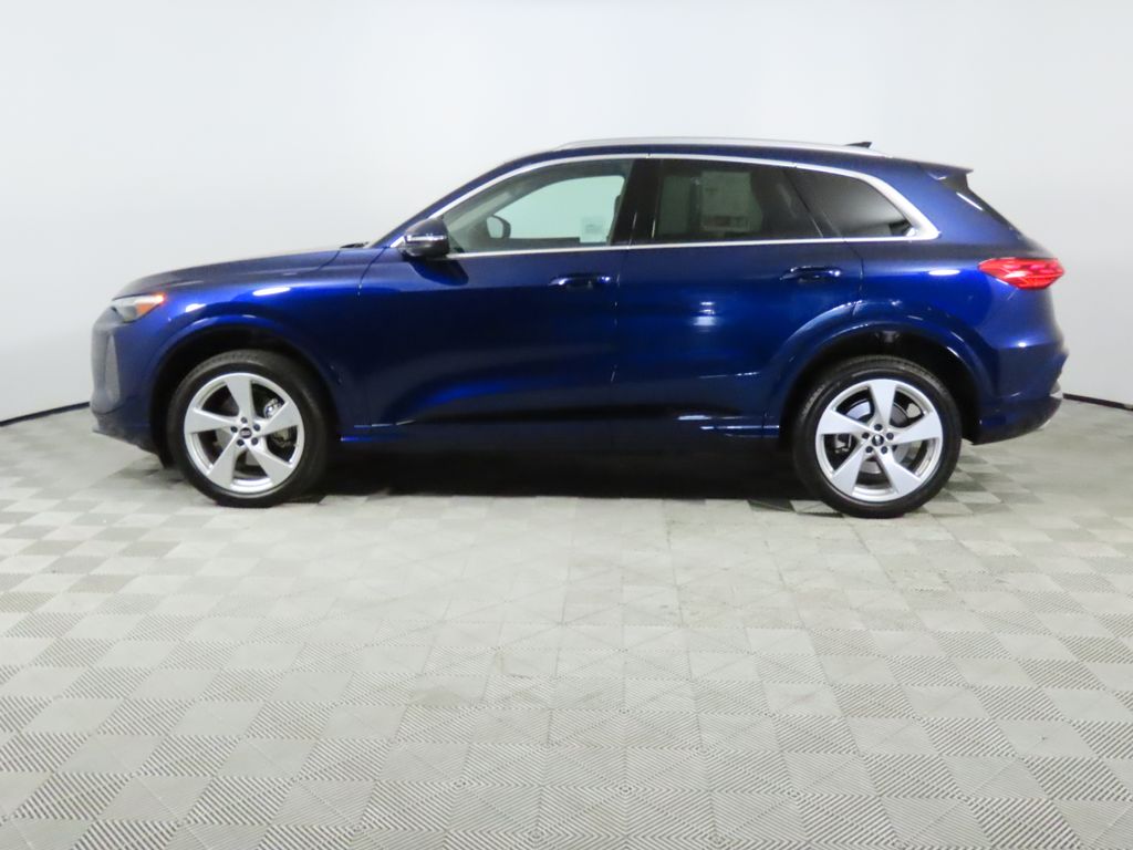 Thumbnail: 2025 Audi Q5 - 2