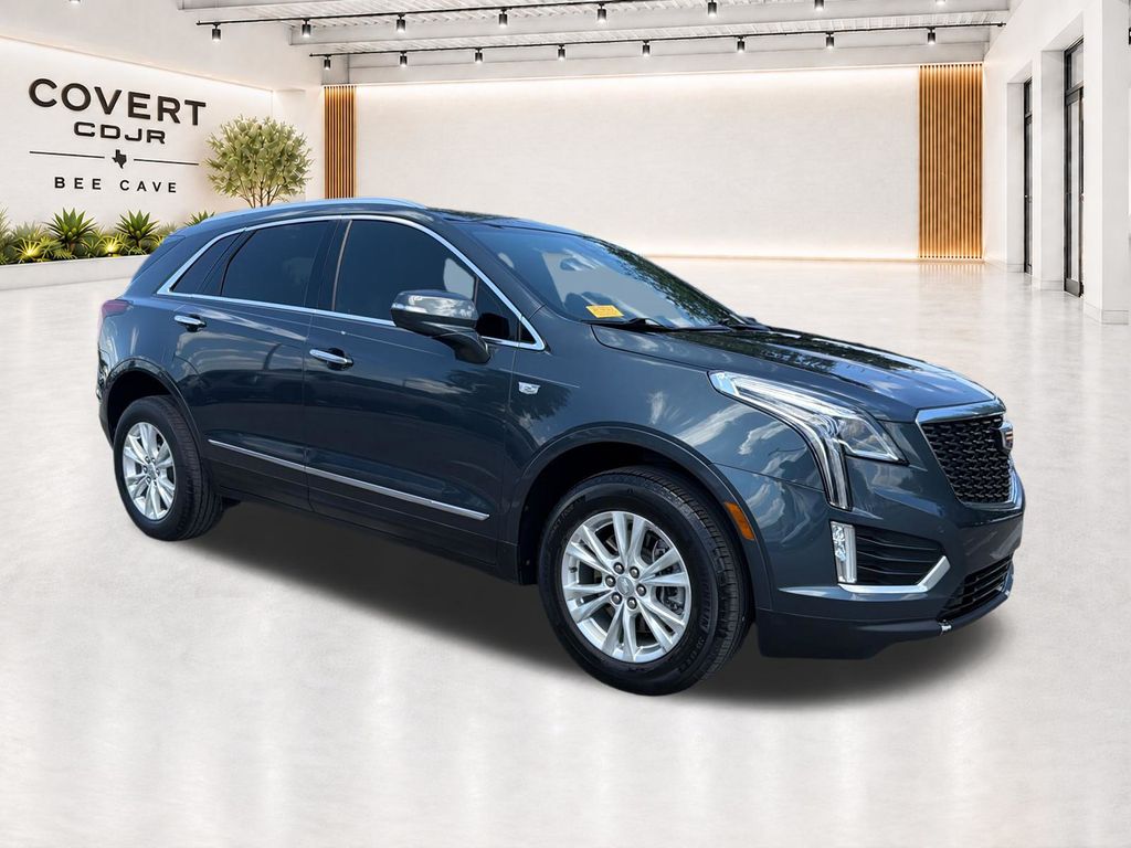 Shadow 2021 Cadillac XT5 SUV / Crossover Front-Wheel Drive 9-Speed Automatic