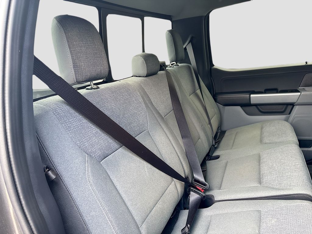Used 2024 Gray Ford XLT image 28