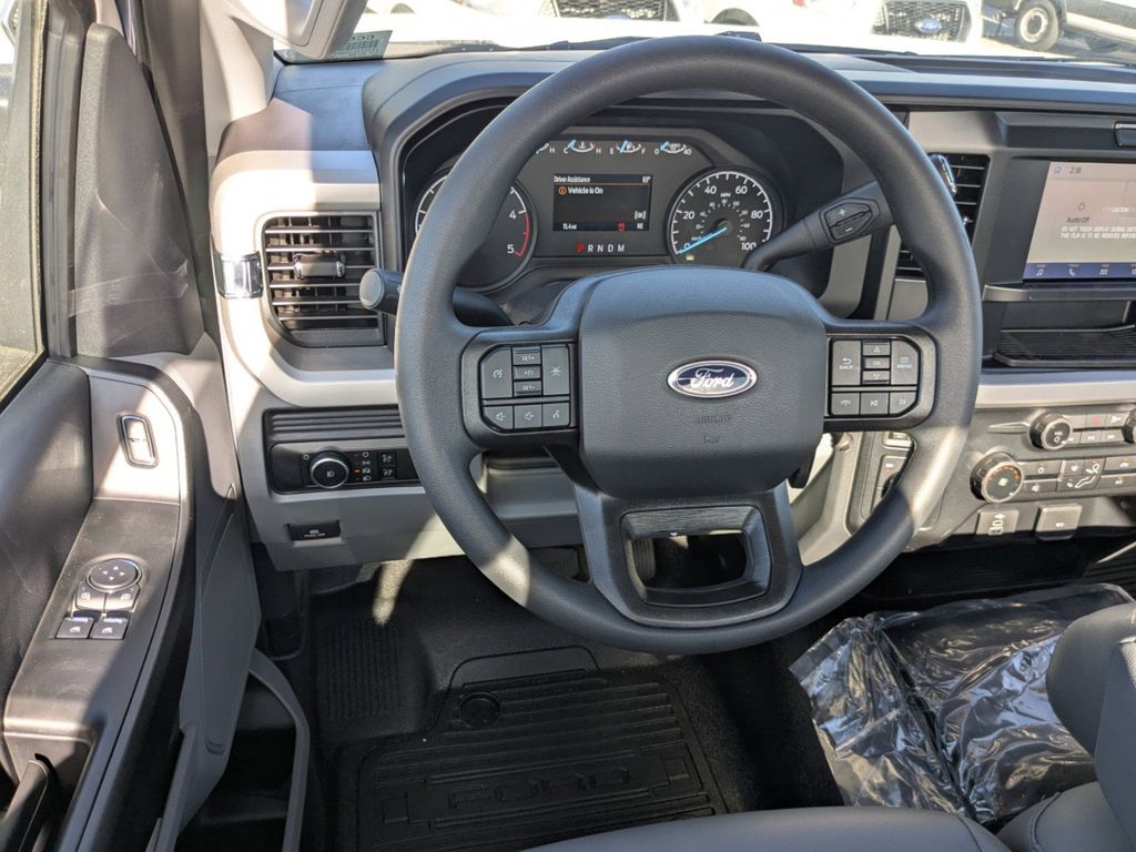 2025 Ford F-600 Chassis XL