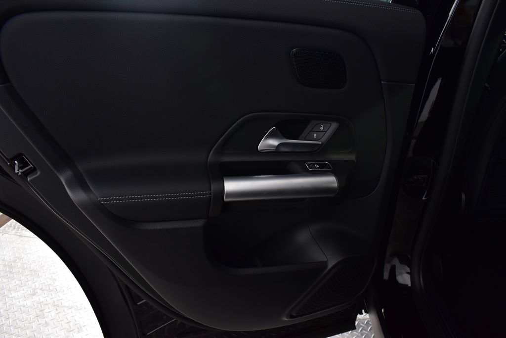 Thumbnail: 2025 Mercedes-Benz GLA - 27