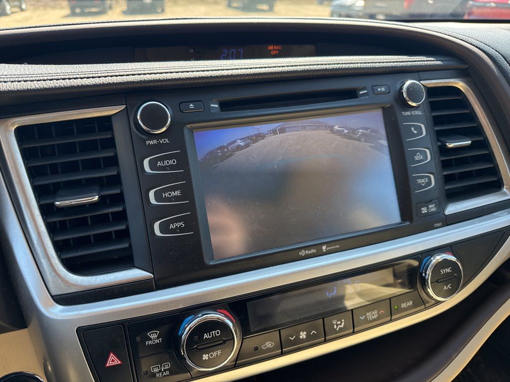 2015 Toyota Highlander