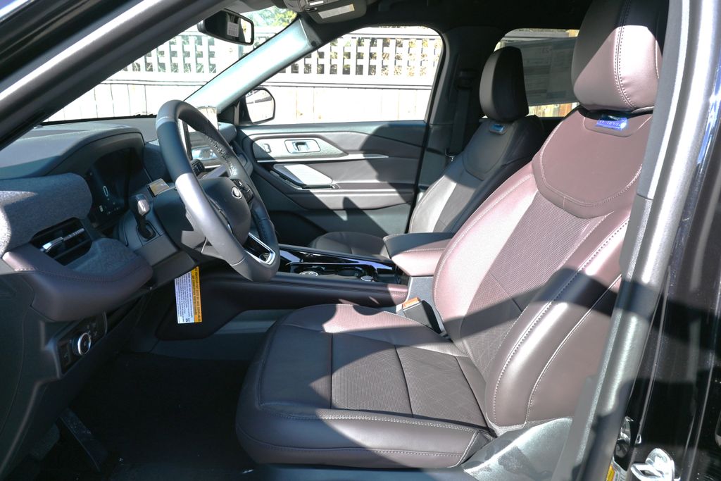 Thumbnail: 2026 Ford Explorer - 3