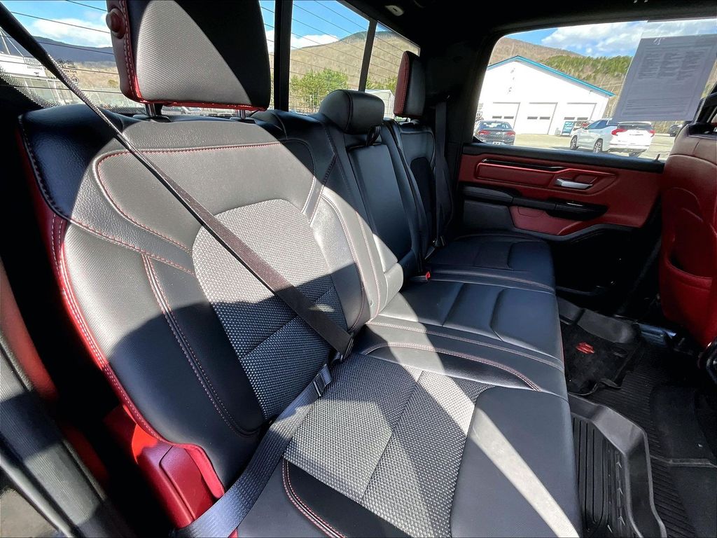 2022 Ram 1500 — photo 16