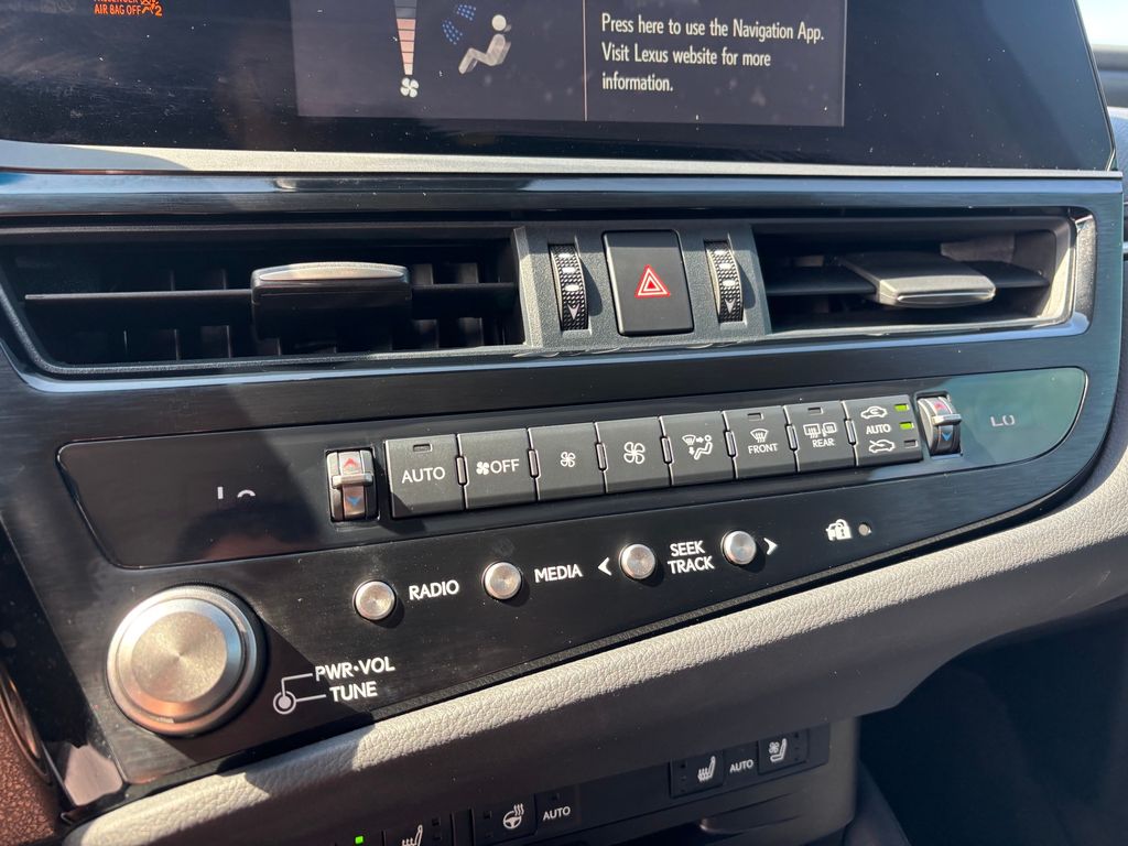 Used Car 2022 Lexus Es  350 For Sale Under $40,000 In Austin, Texas