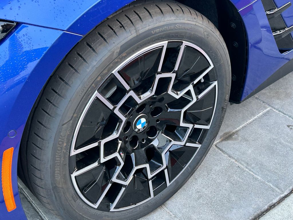 Thumbnail: 2026 BMW i4 - 3