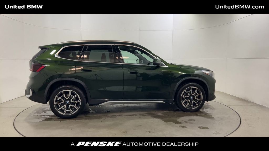 Thumbnail: 2025 BMW X1 - 9