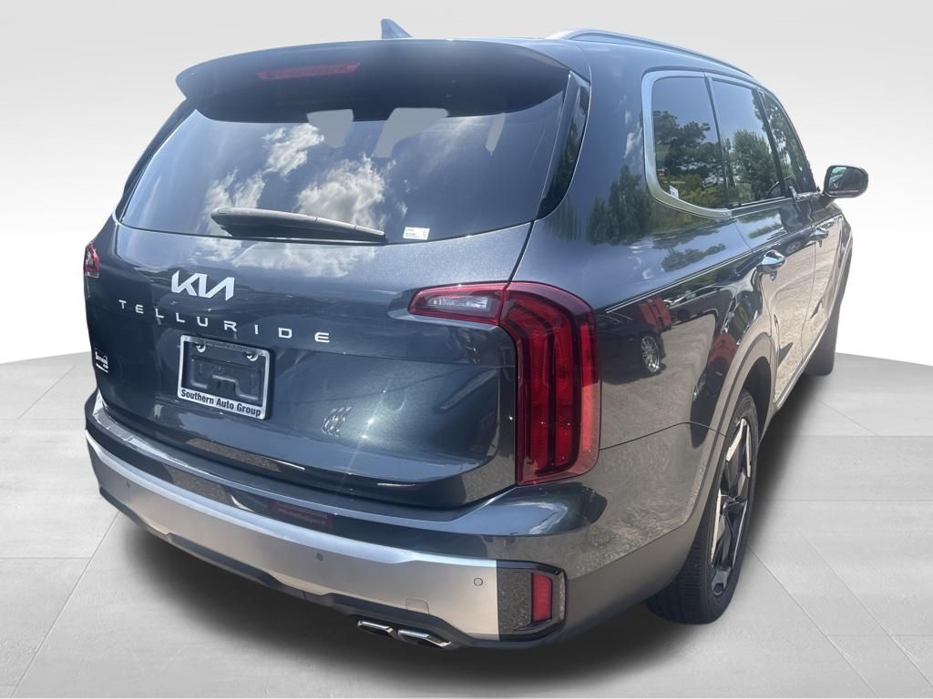 Used 2024 Gray Kia S image 15